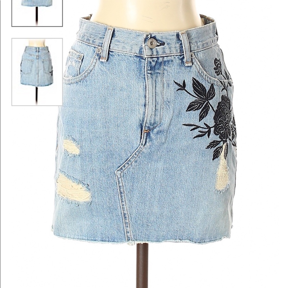 Denim skirt